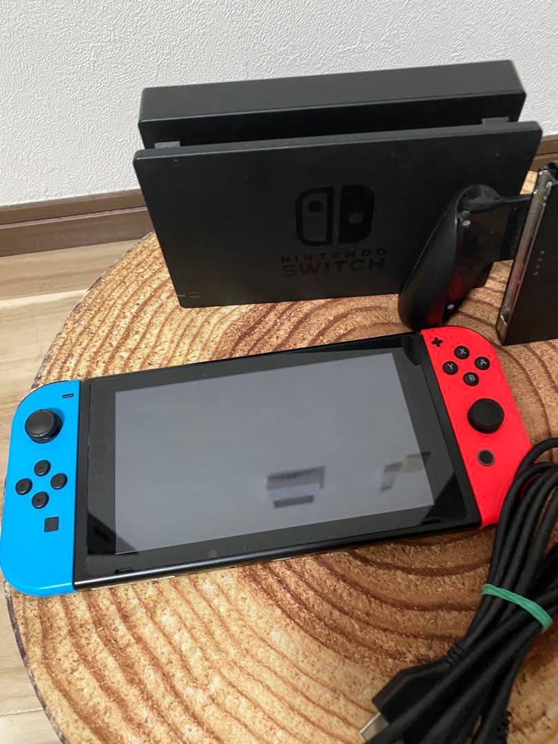 Nintendo Switch ニンテンドースイッチ本体　ネオン 箱無し ①